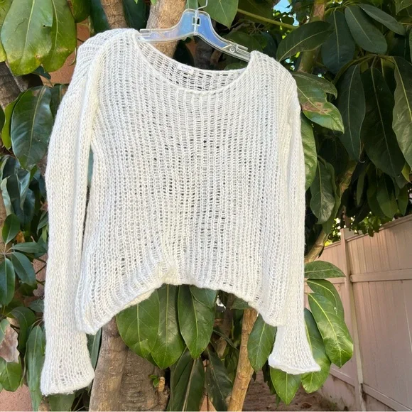 Brandy Melville John Galt Sheer Knit Sweater. - Picture 6 of 12